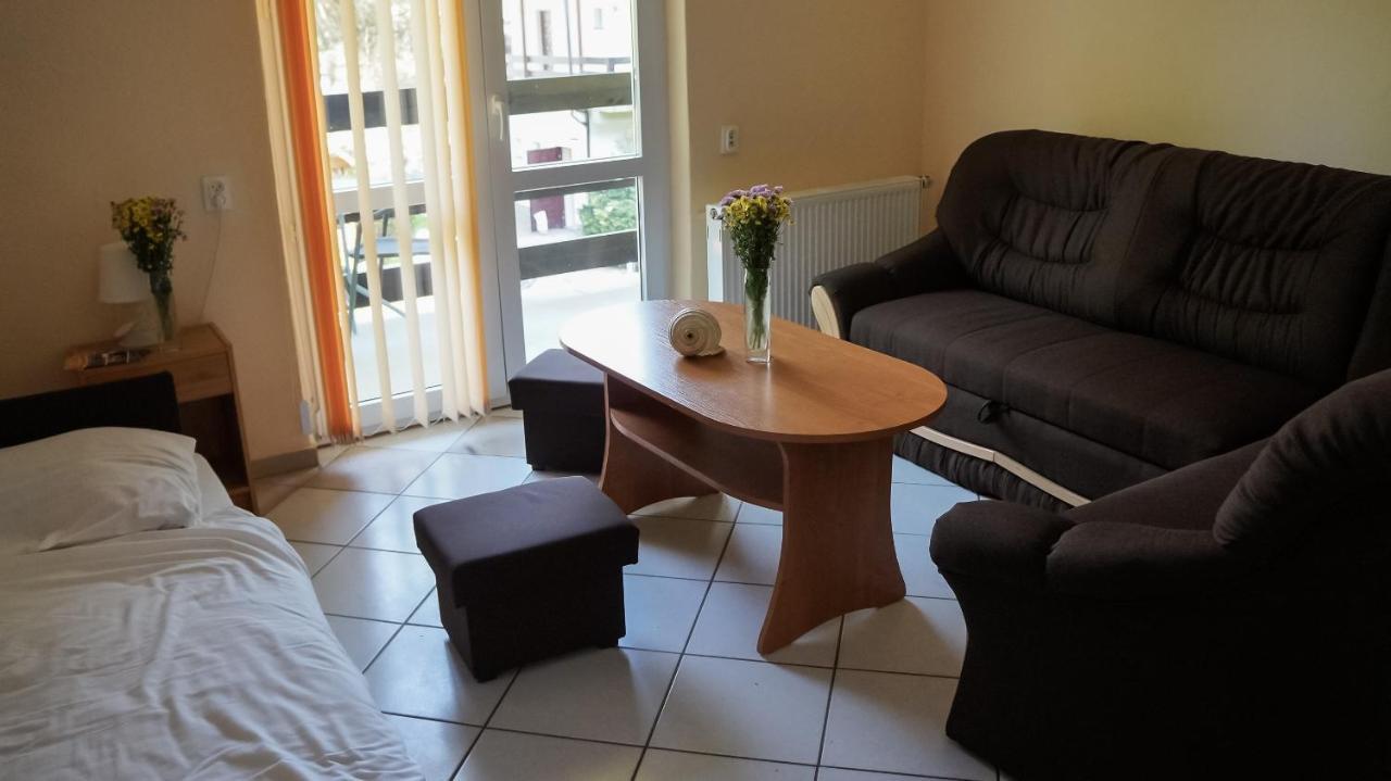 Jantar Hotel Łazy Eksteriør billede